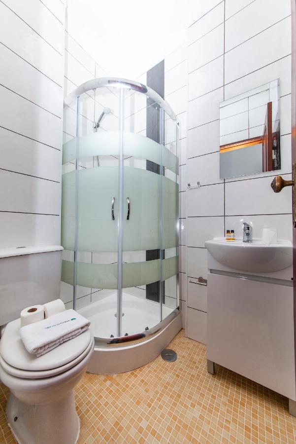 E - Local Da Trindade Guesthouse 拉哥斯 外观 照片